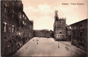 Italy Volterra Piazza Maggiore Vintage Postcard C185