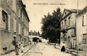 CPA ARC-les-GRAY Ecole et Mairie (868833)