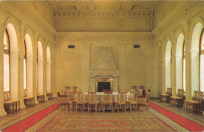 B110594 Russia The Great Livadia Palace Interior view Hall