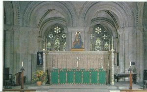 Hampshire Postcard - The High Altar - Romsey Abbey - Southampton  ZZ49