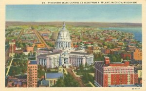 Madison WI Wisconsin State Capitol Seen From Airplane Linen Postcard Unused