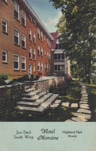 HIGHLAND PARK, Illinois, 1930-1940s; Hotel Moraine, Sun Deck