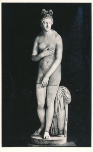 RPPC Statue of Venere - Venus - Museum at Napoli - Naples, Italy