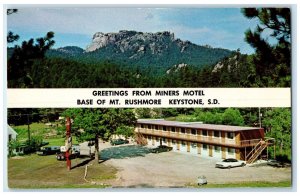 c1960's Greetings From Miners Motel Base Of Mt. Rushmore Keystone SD Postcard