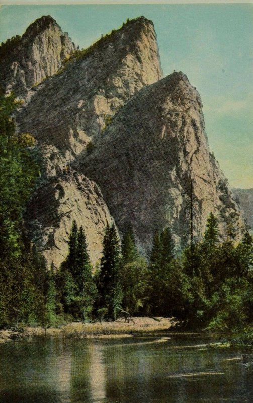 C.1910 Three Brothers, Yosemite Valley, Topmost Eagle Peak. Vintage Postcard P52