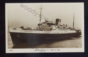 f2139 - British Railways Ferry - Duke of York - postcard