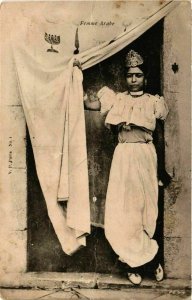 CPA AK Femme arabe ALGERIE (812633)