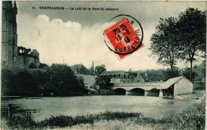 CPA CHATEAUDUN - Le Loir et le Pont St-Medard (279859)