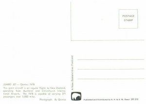 Quantas Airlines  747B Jumbo Jet Airplane Postcard