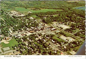 Scottville, MI Michigan  HOMES & CITY AERIAL VIEW  Mason County  4X6 Postcard