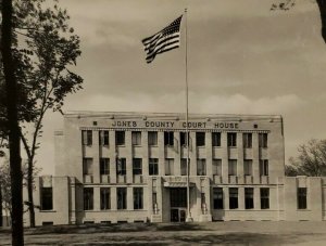 Jones County Courthouse Anamosa Iowa Vintage Postcard 1952 Unposted  550