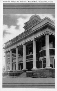 GAINESVILLE, TX Texas  NEWSOME DOUGHERTY MEMORIAL HIGH SCHOOL  1947 B&W Postcard