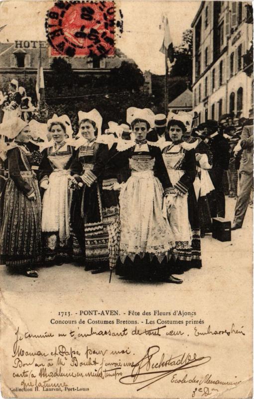 CPA Pont-Aven Fete des Fleurs d'Ajoncs FRANCE FOLKLORE (788854)