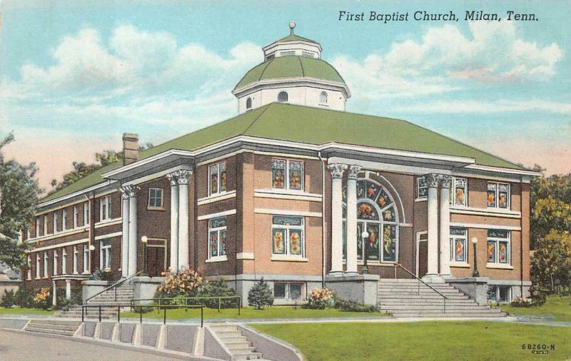 FIRST BAPTIST CHURCH MILAN TENNESSEE POSTCARD (c. 1940s)