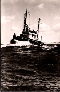 Motorsleepboot Hector Bureau Wijsmuller Ijmuiden Tugboat Ship Vintage RPPC C016