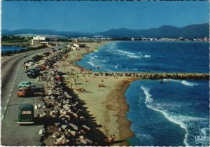 CPM SAINT-AYGULF Vue d'Ensemble de la Plage - Au Loin Frejus (1114270)