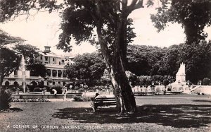 Corner of Gordon Gardens Colombo Ceylon, Ceylan 1950 