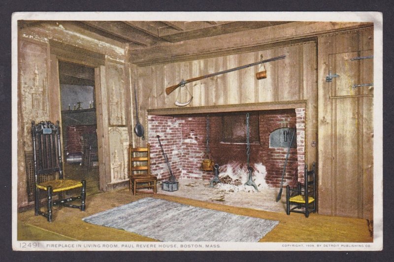 Postcard, United States, Boston MA, Fireplace in living room, Paul Revere house
