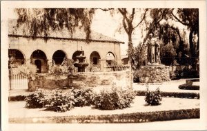 RPPC San Fernando Mission, CA c1942 Vintage Postcard O54