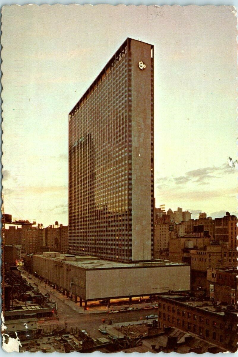 Postcard The New York Hilton At Rockefeller Center New York City