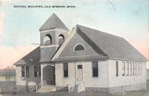 J60/ Old Mission Michigan Postcard c1910 School Building 101