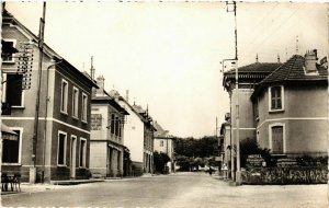 CPA Les Avenieres - Rue de la Gare FRANCE (962133)