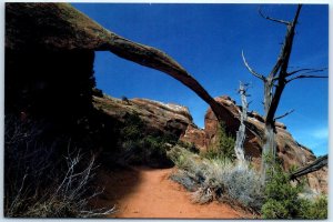 Postcard - Landscape Arch in Devils Garden, Arches National Park - Utah