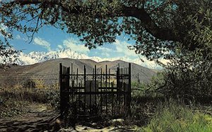 Monument near this pioneer's grave Lone Pine California  