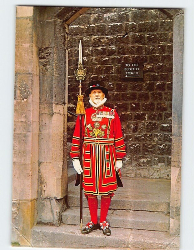 Postcard A Beefeater, Tower Of London, England