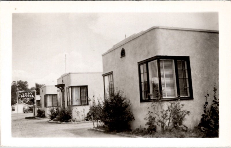 Wyoming Cody Motel Exterior View WY Real Photo Postcard Z19