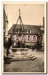 Old Postcard Beaune Hotel Dieu The honor court