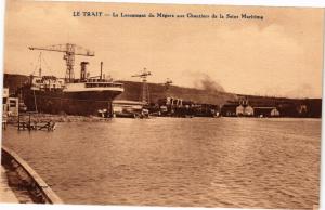 CPA Le TRAIT-Le Lancement du Megara aux Chantiers de la SEINE Maritime (234772)
