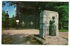 Entrance Public Gardens, Halifax, Nova Scotia, Statue