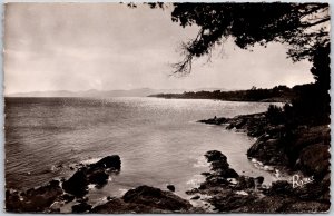 Les Bords De La Riviera Antibes - Un Jour Qui S'Acheve Real Photo RPPC Postcard