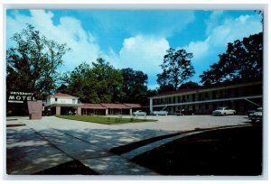 c1950's Rooms View University Motel Tallahassee Florida FL Vintage Postcard 