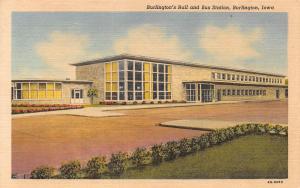 IA, Iowa     BURLINGTON'S RAIL & BUS STATION     c1940's Curteich Linen Postcard