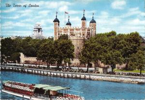 B102772 the tower of london ship bateaux    uk