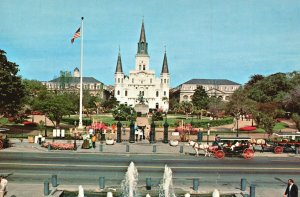Vintage Postcard Place d'Arms Social Cultural Center Jackson Sq. New Orleans LA