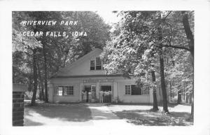 Cedar Falls Iowa~Riverview Park~Men & Ladies Entering Missionary Hall~1949 RPPC