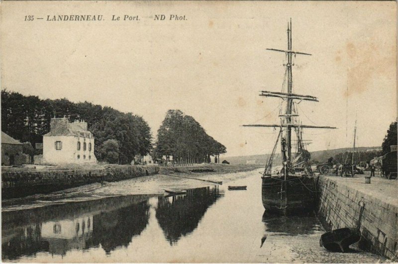 CPA LANDERNEAU - Le Port (143240)