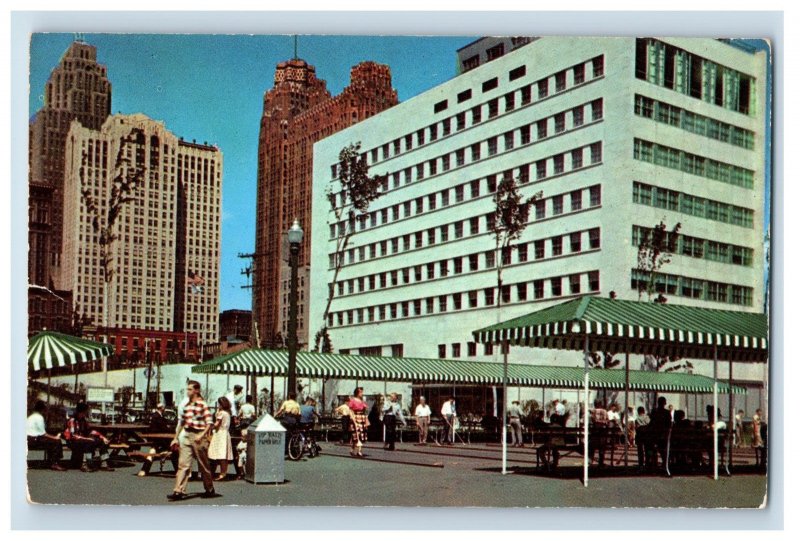 Vintage The Civic Center Park Detroit, Michigan Postcard F123