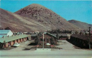 Wyoming Jackson Utopia Lodge 1950s Roadside Dexter automobiles Postcard 22-3046