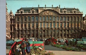 VINTAGE POSTCARD THE DUKES OF BRABANT HOUSE & OLD MARKETPLACE BRUSSELS BELGIUM