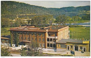 Hotel Restigouche , MATAPEDIA , Quebec , Canada , 40-60s