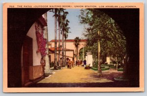 Los Angeles California~The Patio Outdoor Waiting Room~Vintage Linen Postcard