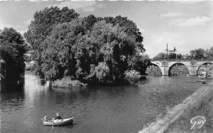 BR7185 Poissy Le petit bras de la Seine et l'ilot Robinson  france