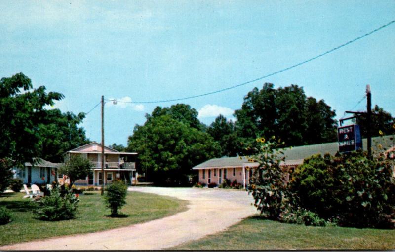 North Carolina Rowland Rest-A-While Motel 1964