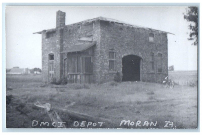 c1960's Moran Iowa IA Railroad Vintage Train Depot Station RPPC Photo Postcard
