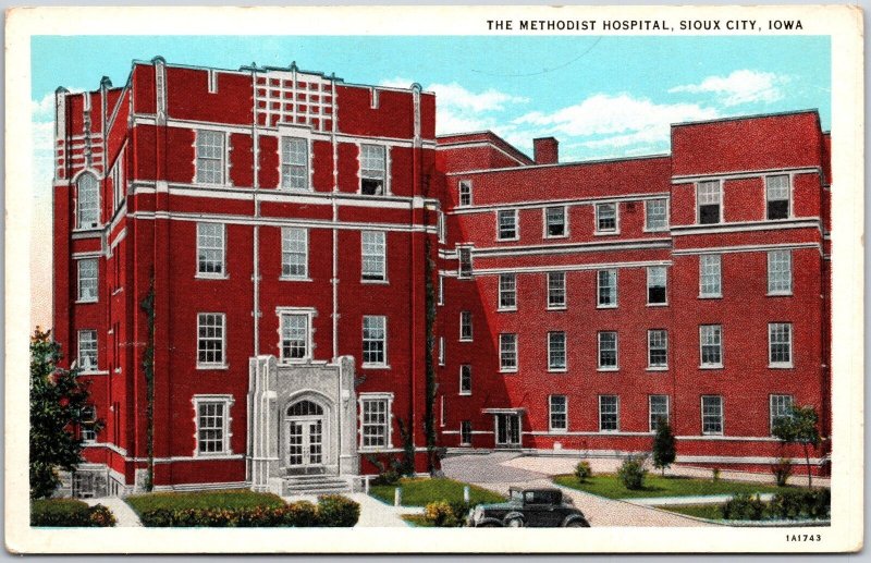 The Methodist Hospital Sioux City Iowa IA Medical Building Postcard