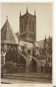Lincolnshire Postcard - View of Cathedral - Ref TZ9253